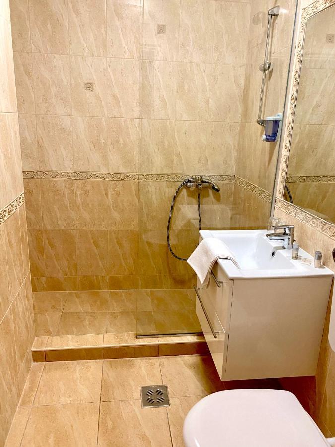 Borostyan Panzio Hotell Kaposvár Eksteriør bilde