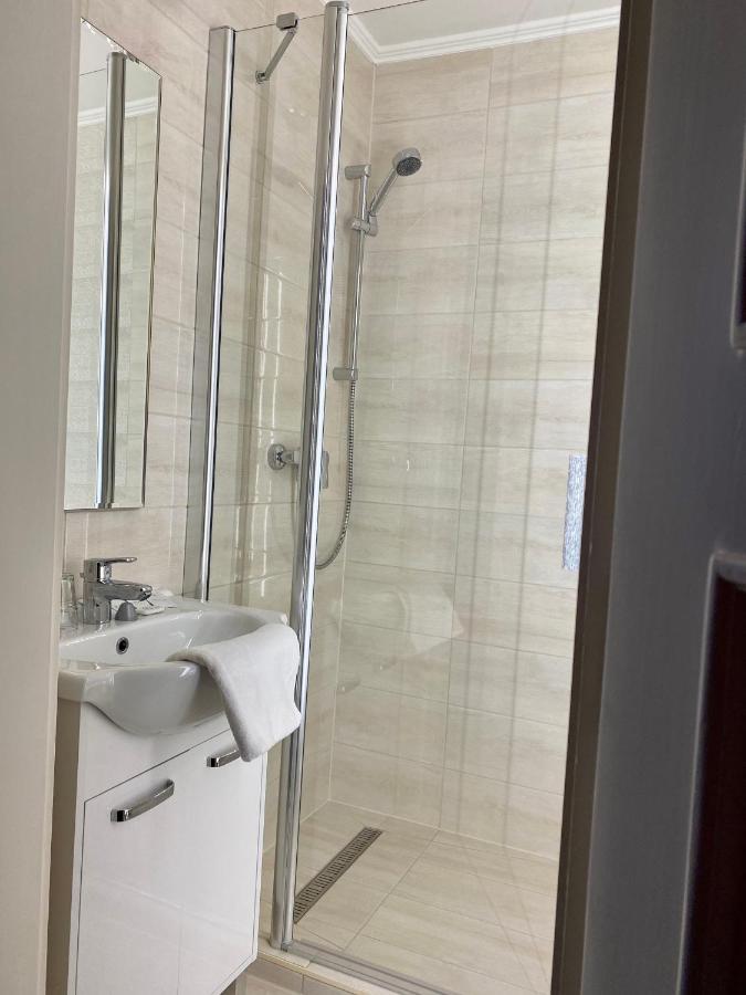 Borostyan Panzio Hotell Kaposvár Eksteriør bilde